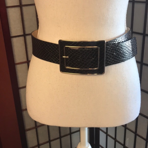 2 pcs Vince Camuto NWT Wristlet Banana Republ Belt - Picture 5 of 8